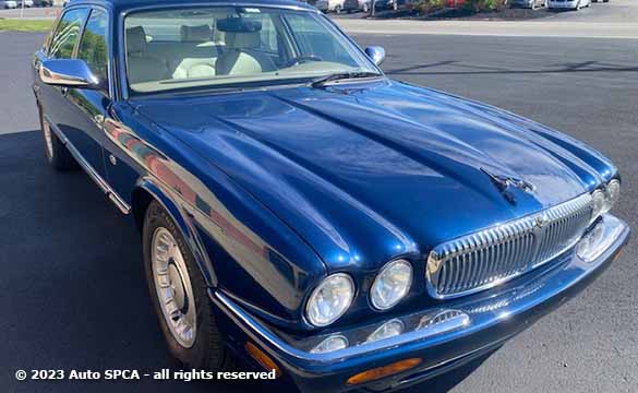 1998 Jaguar XJ8 Sedan