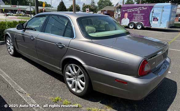 2008 Jaguar XJ8 Photograph